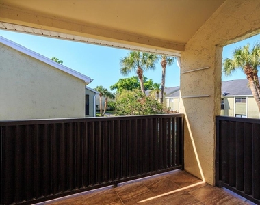 908 Lake Destiny Road - Photo Thumbnail 17
