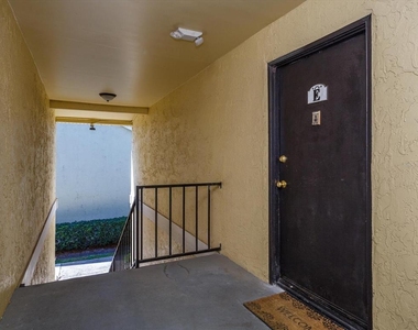 908 Lake Destiny Road - Photo Thumbnail 3