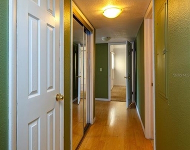 908 Lake Destiny Road - Photo Thumbnail 10