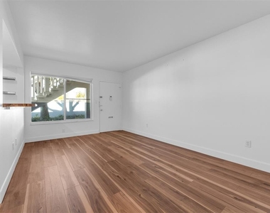 1140 S Orlando Avenue - Photo Thumbnail 6