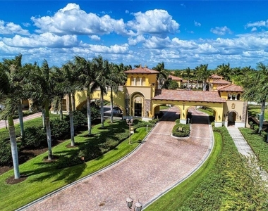 12659 Richezza Drive - Photo Thumbnail 44