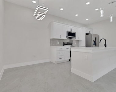 4503 15th Street Sw - Photo Thumbnail 6