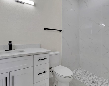 4503 15th Street Sw - Photo Thumbnail 14