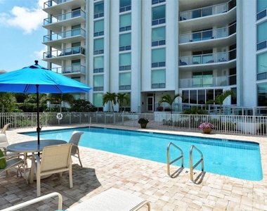 1111 N Gulfstream Avenue - Photo Thumbnail 28