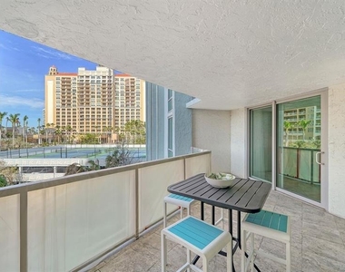 1111 N Gulfstream Avenue - Photo Thumbnail 22