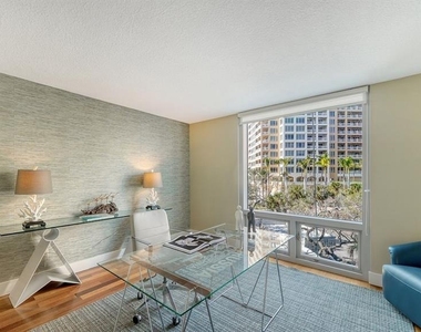 1111 N Gulfstream Avenue - Photo Thumbnail 17