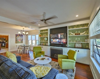 2408 Hillview Street - Photo Thumbnail 1