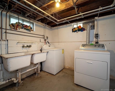 30 Seaview Avenue - Photo Thumbnail 31