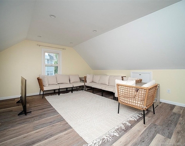 30 Seaview Avenue - Photo Thumbnail 30