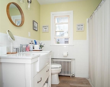30 Seaview Avenue - Photo Thumbnail 18