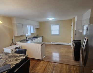 295 Bartlett Street - Photo Thumbnail 6