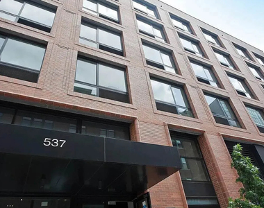 537 West 27th Street - Photo Thumbnail 5