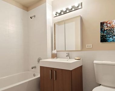 537 West 27th Street - Photo Thumbnail 3