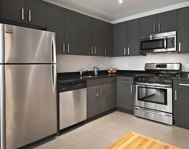 537 West 27th Street - Photo Thumbnail 2