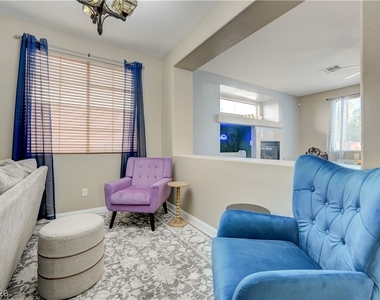 268 Copper Glow Court - Photo Thumbnail 12