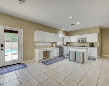268 Copper Glow Court - Photo Thumbnail 19
