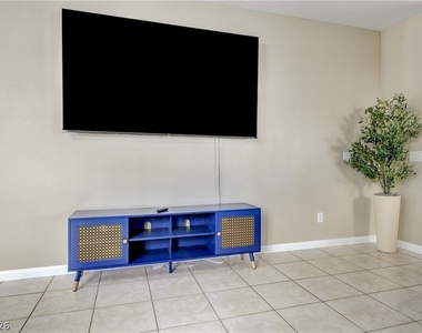 268 Copper Glow Court - Photo Thumbnail 9