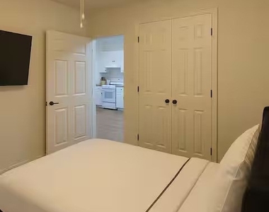 1417 Danielle Rebecca Avenue - Photo Thumbnail 12