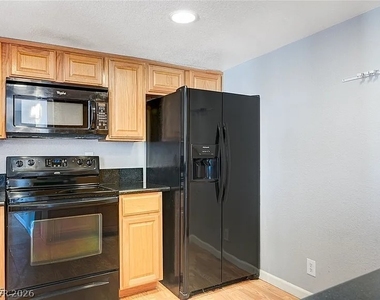 3930 University Center Drive - Photo Thumbnail 7