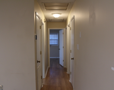 128 Sandy Way - Photo Thumbnail 6
