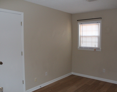 128 Sandy Way - Photo Thumbnail 13