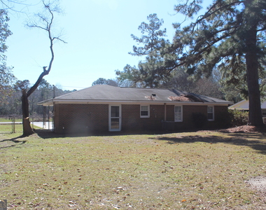 128 Sandy Way - Photo Thumbnail 18