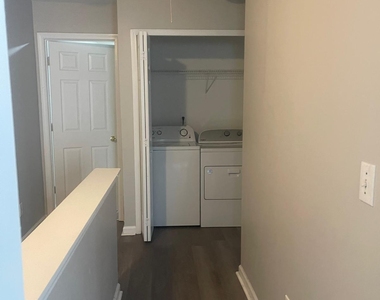 1736 Devon Drive Sw - Photo Thumbnail 24