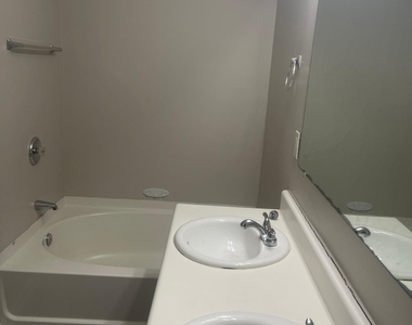 1736 Devon Drive Sw - Photo Thumbnail 20