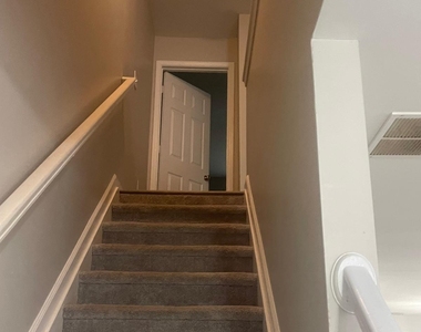 1736 Devon Drive Sw - Photo Thumbnail 16