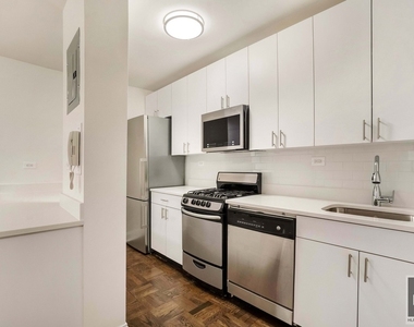 Beekman Place - Photo Thumbnail 3