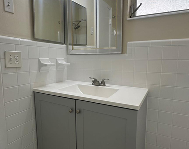 717 Se 16th Street - Photo Thumbnail 7