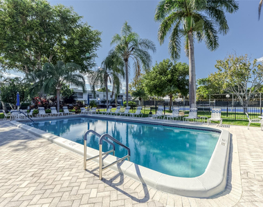 6253 Bay Club Drive - Photo Thumbnail 36