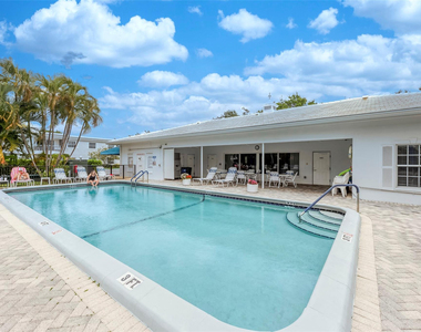 6253 Bay Club Drive - Photo Thumbnail 34
