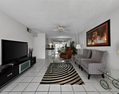 6253 Bay Club Drive - Photo Thumbnail 2