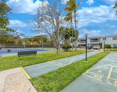 6253 Bay Club Drive - Photo Thumbnail 41