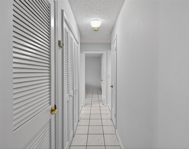 6253 Bay Club Drive - Photo Thumbnail 30
