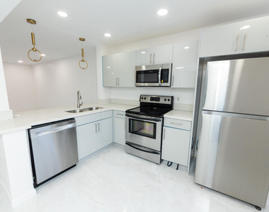 8939 Nw 23rd Street - Photo Thumbnail 2