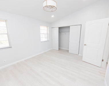 8939 Nw 23rd Street - Photo Thumbnail 17