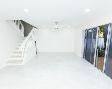 8939 Nw 23rd Street - Photo Thumbnail 7