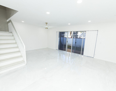 8939 Nw 23rd Street - Photo Thumbnail 6