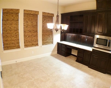 7675 Dotter Drive - Photo Thumbnail 28