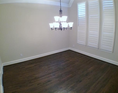 7675 Dotter Drive - Photo Thumbnail 3