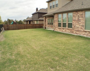 7675 Dotter Drive - Photo Thumbnail 29