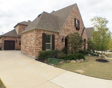 7675 Dotter Drive - Photo Thumbnail 1