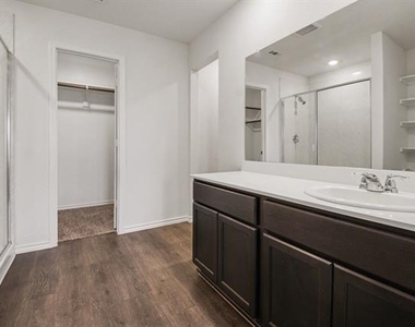505 Banner Avenue - Photo Thumbnail 15
