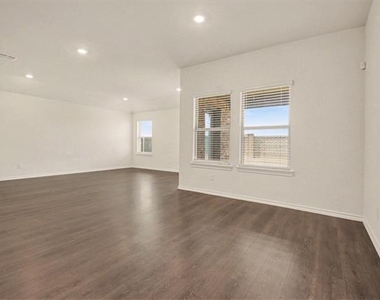 505 Banner Avenue - Photo Thumbnail 7