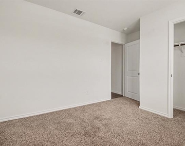 505 Banner Avenue - Photo Thumbnail 17