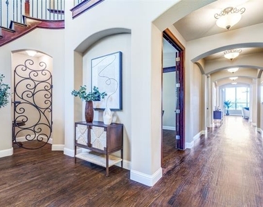 2028 Sterling Trace Drive - Photo Thumbnail 2