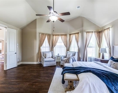 2028 Sterling Trace Drive - Photo Thumbnail 16