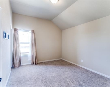 2028 Sterling Trace Drive - Photo Thumbnail 29